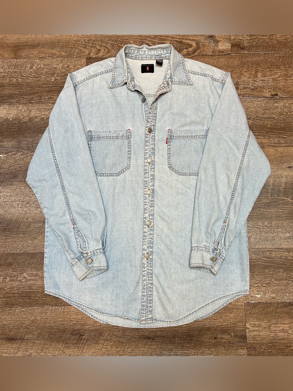 Vintage 90’s Levi's Light Blue Denim Button-Down Shirt - Men's M